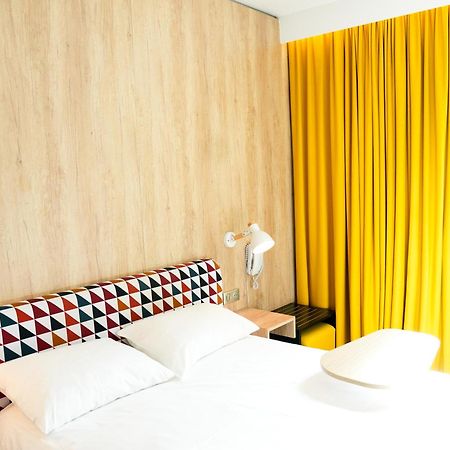Ibis Styles Caen Centre Historique Hotell Eksteriør bilde