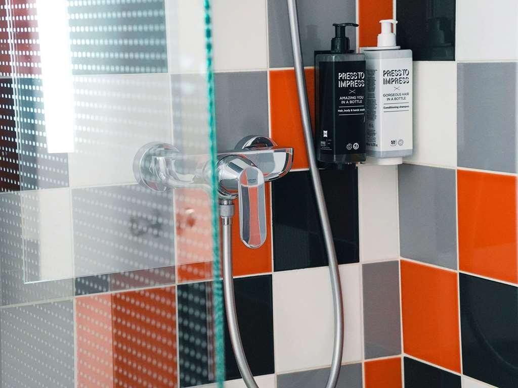 Ibis Styles Caen Centre Historique Hotell Rom bilde