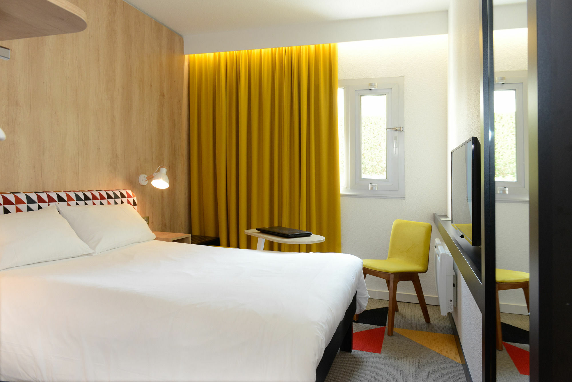 Ibis Styles Caen Centre Historique Hotell Eksteriør bilde
